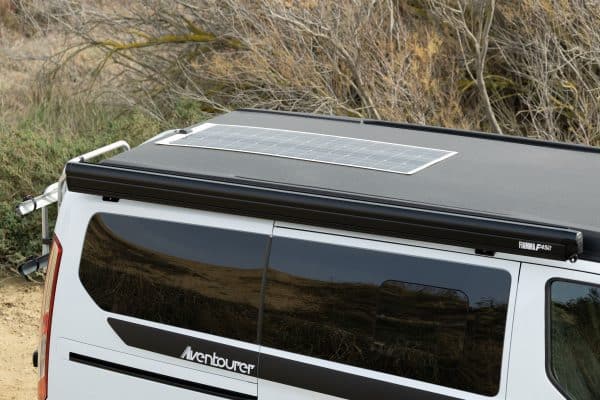 Panneau Solaire essential flat inovteck 140w (implique l’inst. Elec)